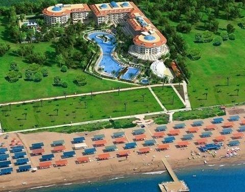 Sea World Resort And Spa