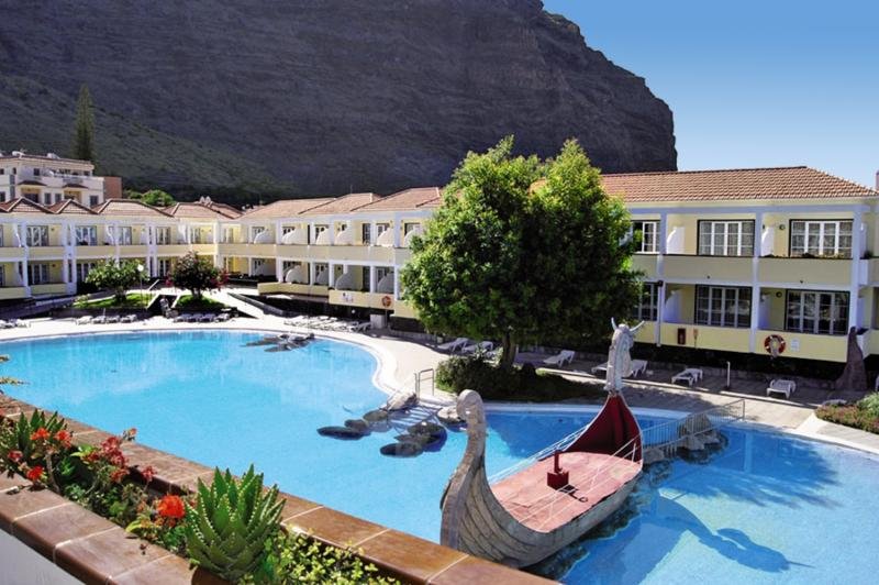 Apartamentos Laurisilva by Checkin