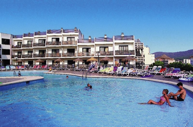 Hotel Palmanova Suites by TRH