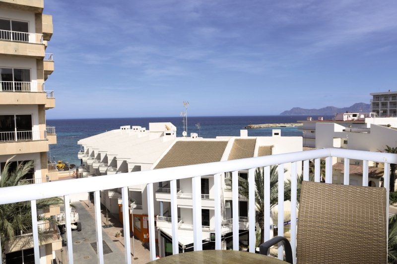 Apolo Hostal