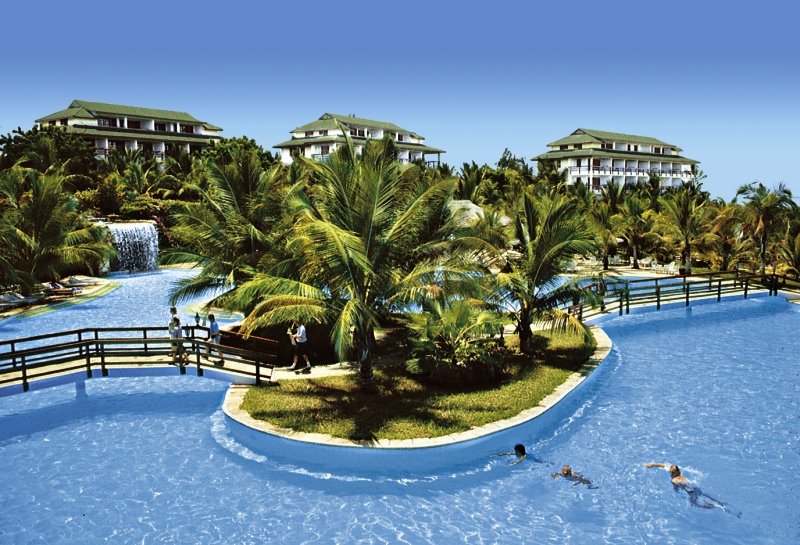 PrideInn Flamingo Beach Resort & Spa 