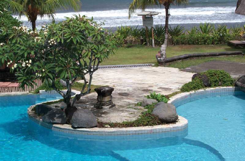 Grand Balisani Suites Hotel