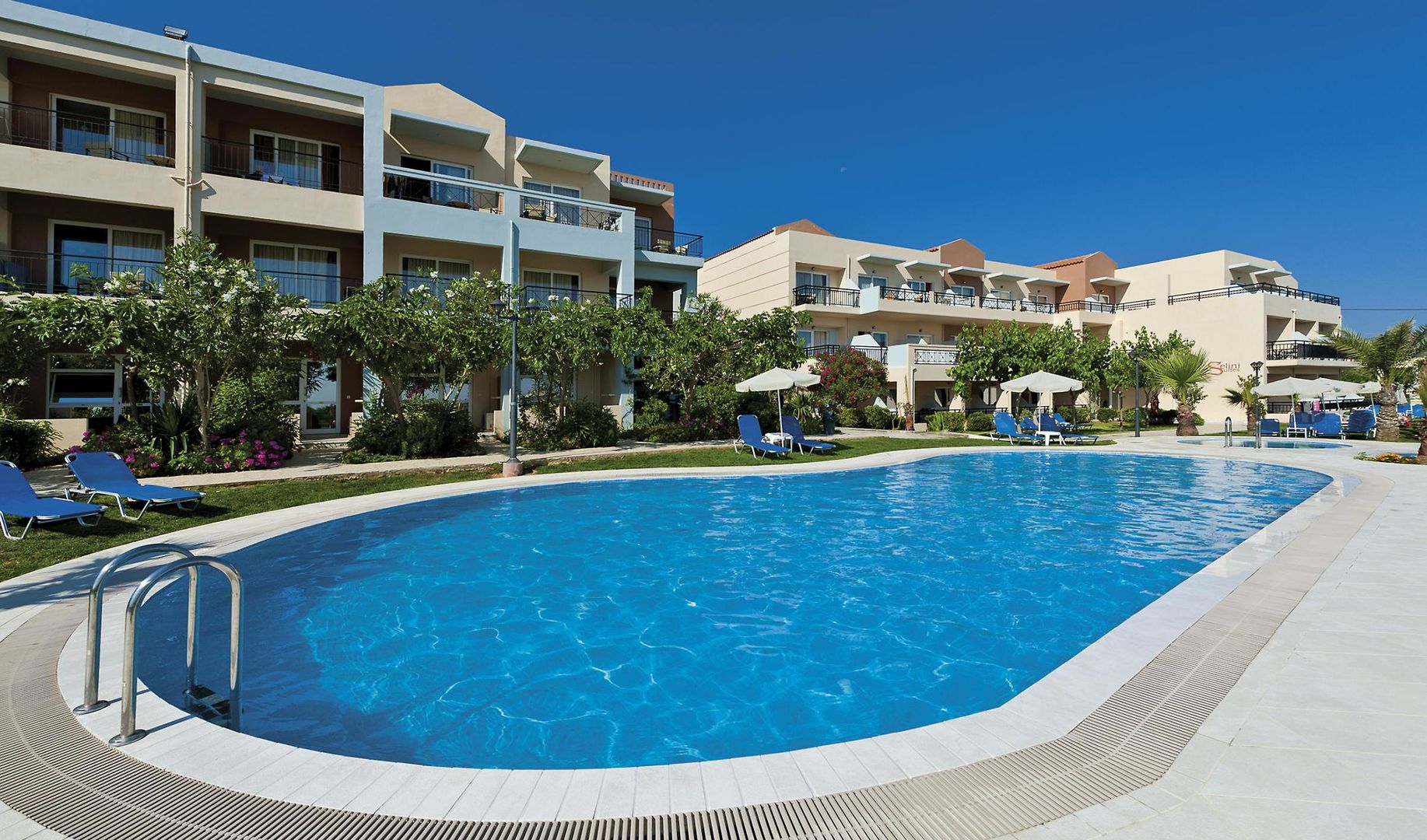Hotel Selini Suites
