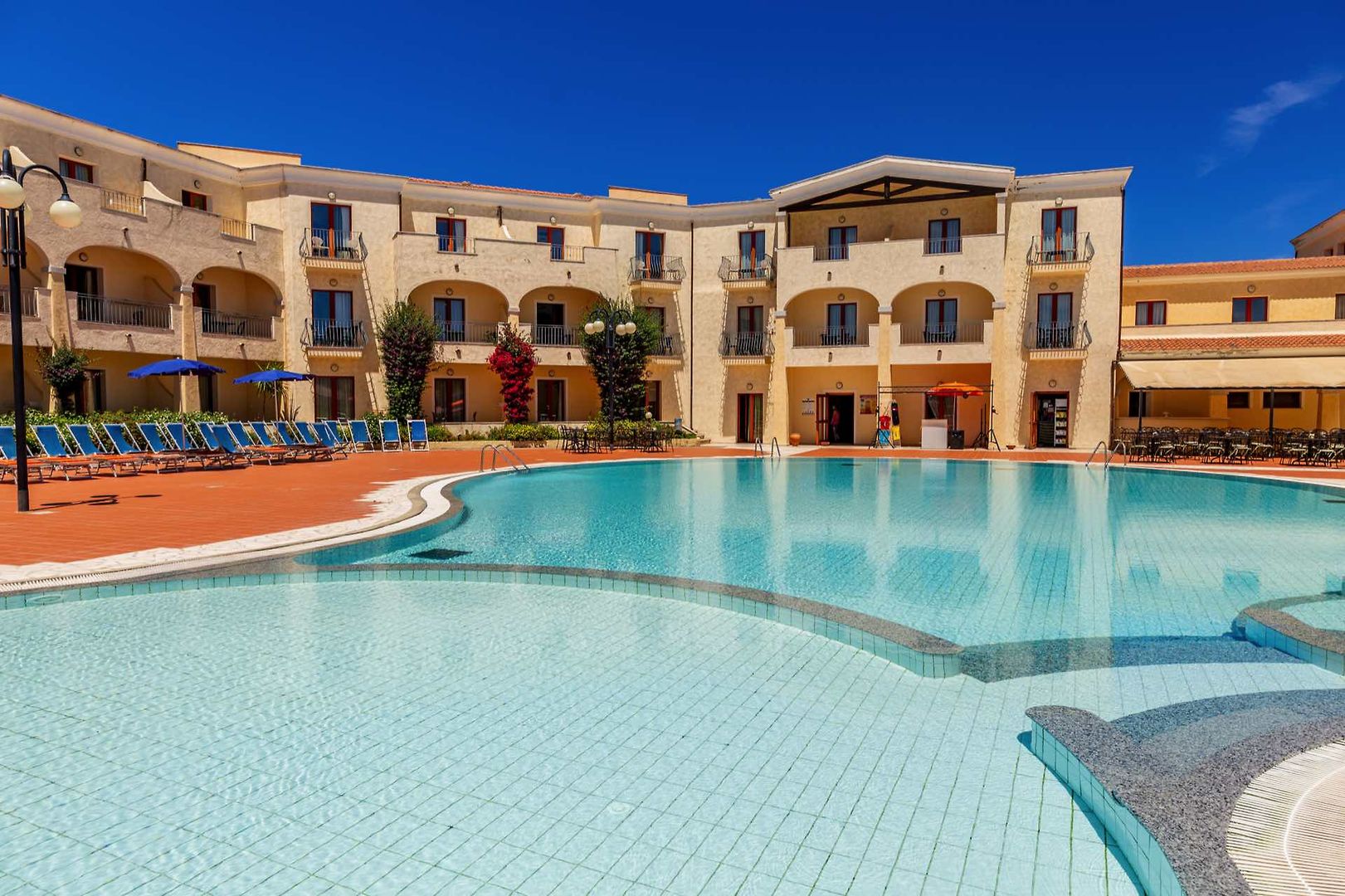 Blu Hotel Morisco Village 