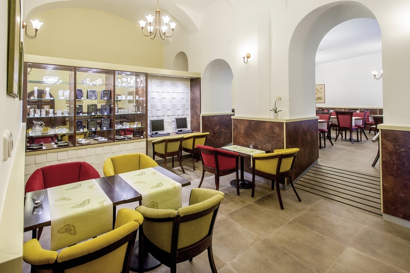 Petr Hotel