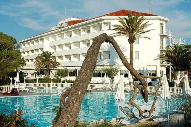 Domizia Palace