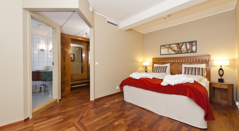 Hotel First Millennium 4*, Oslo - letecky