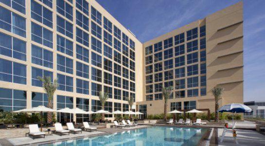Centro Yas Island