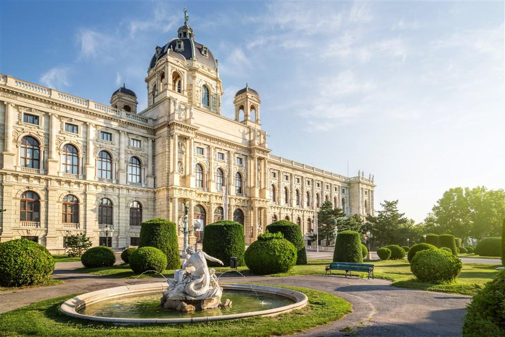 Bratislava - Vídeň - Budapešť