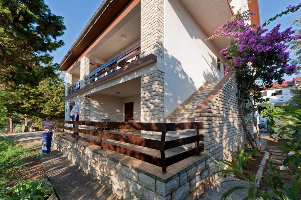Apartments Roza