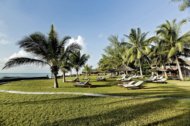 Neptune Palm Beach Boutique Resort & Spa