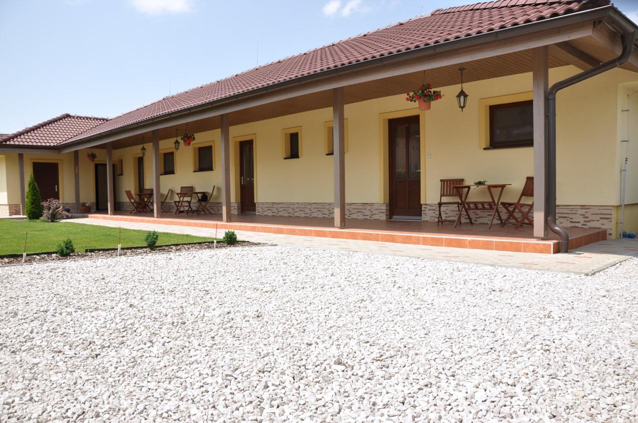 Apartmány Forró II