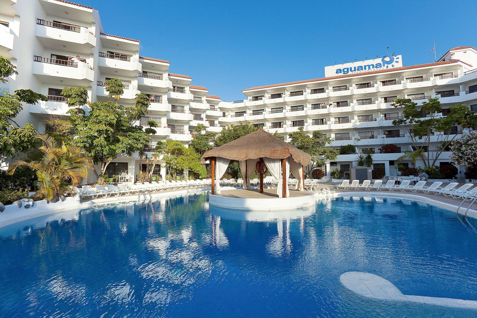 Apartamentos Aguamar