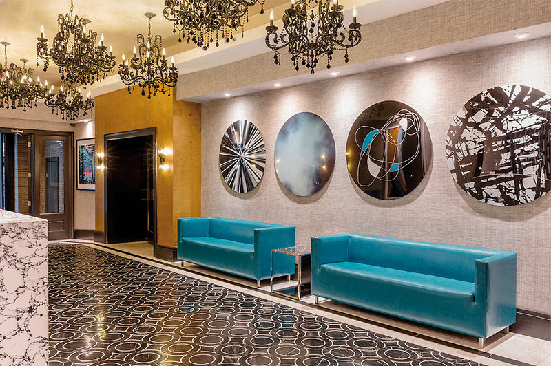 Square Hotel