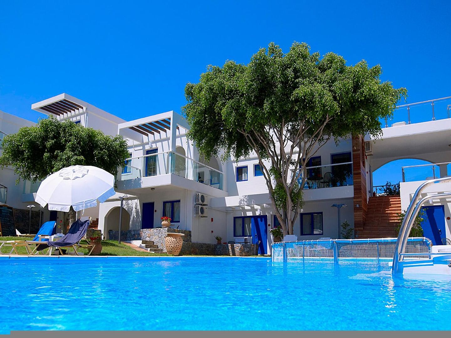 Minos Village