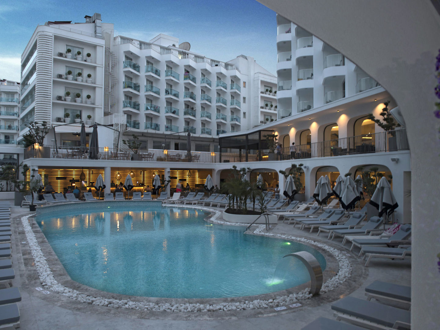 Lalila Blue Hotel 