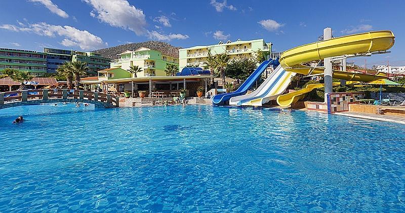 Eri Beach & Village