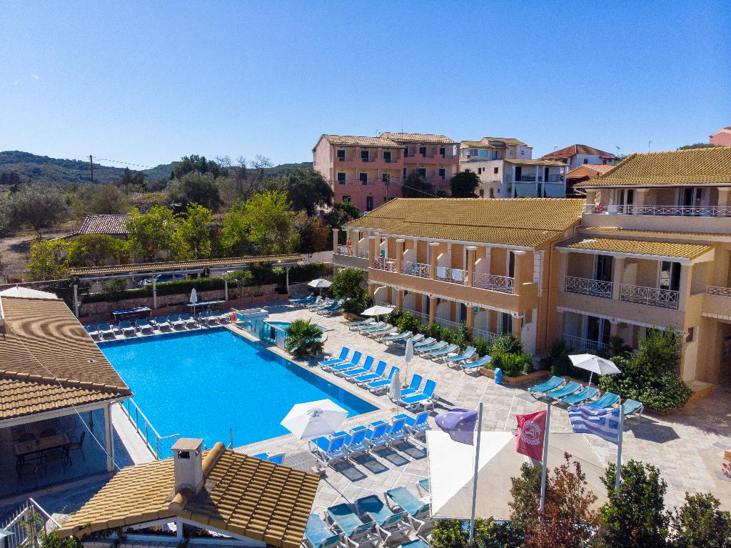 Kavos Plaza