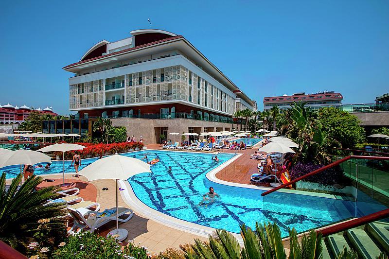 Trendy Verbena Beach