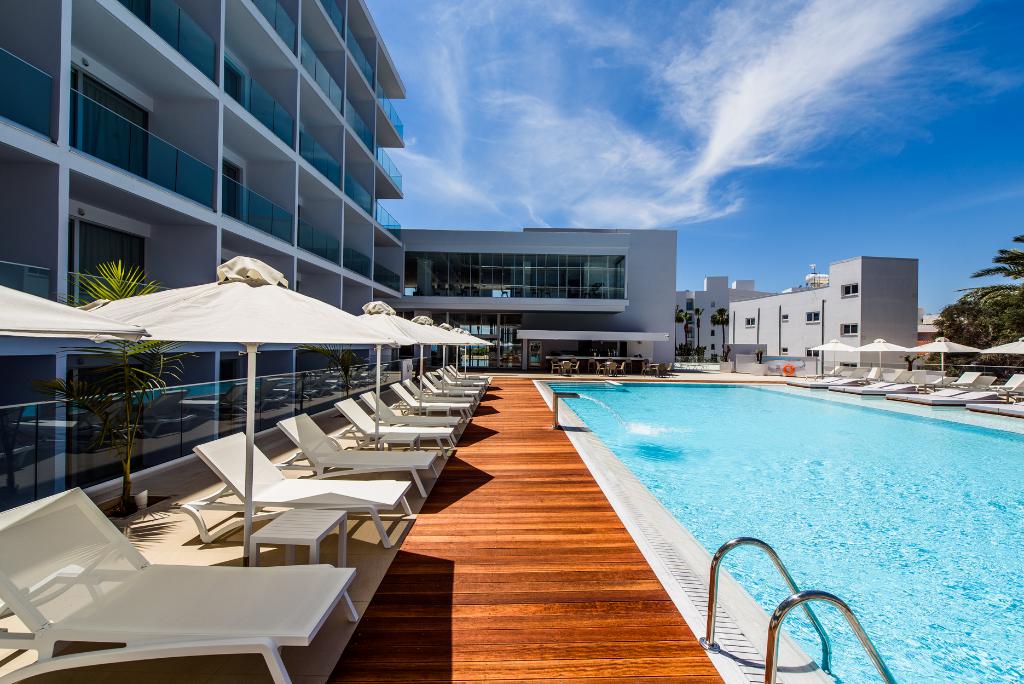 Hotel Eleana Apartments