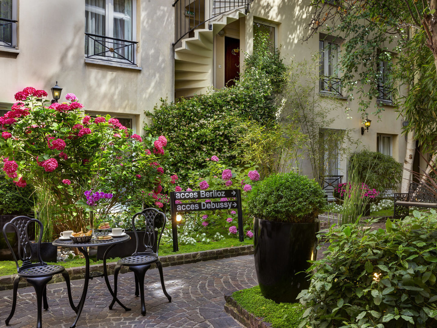 Le Patio Bastille 