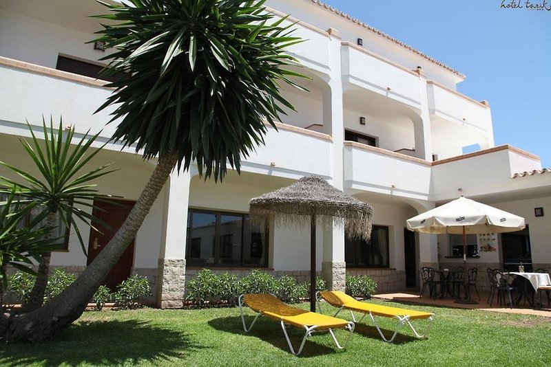 HOTEL TARIK