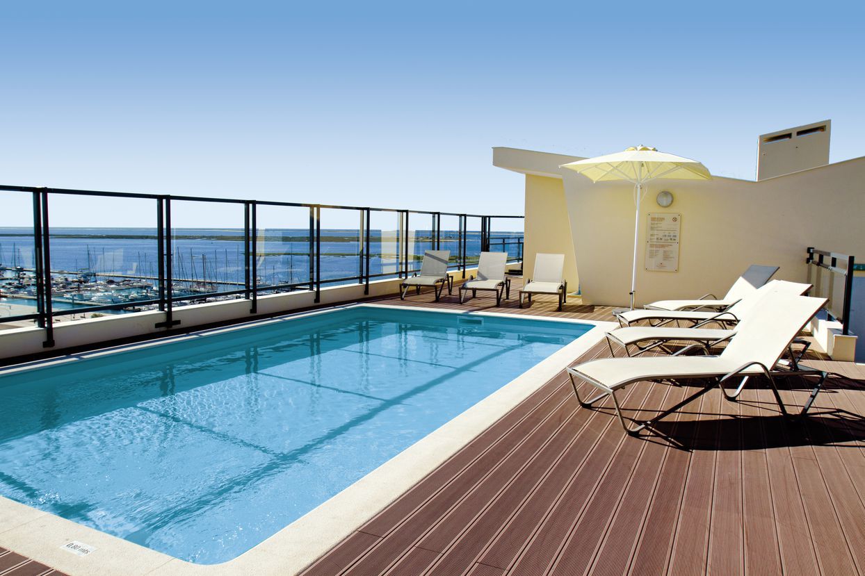 Real Marina Residence 