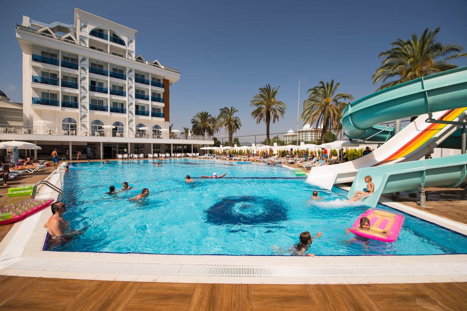 Palm World Resort & Spa Side