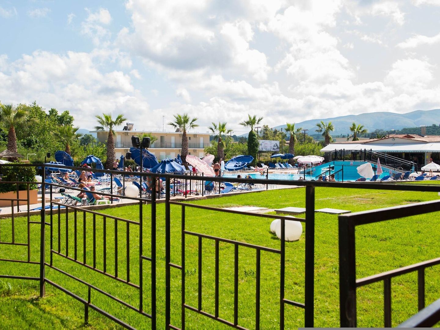 Alexander the Great Aparthotel
