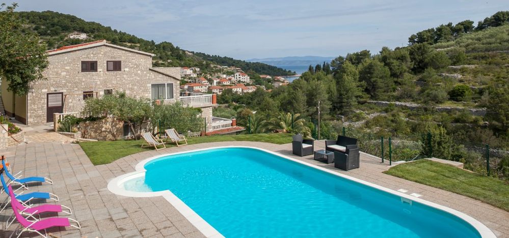 Apartmány Almir