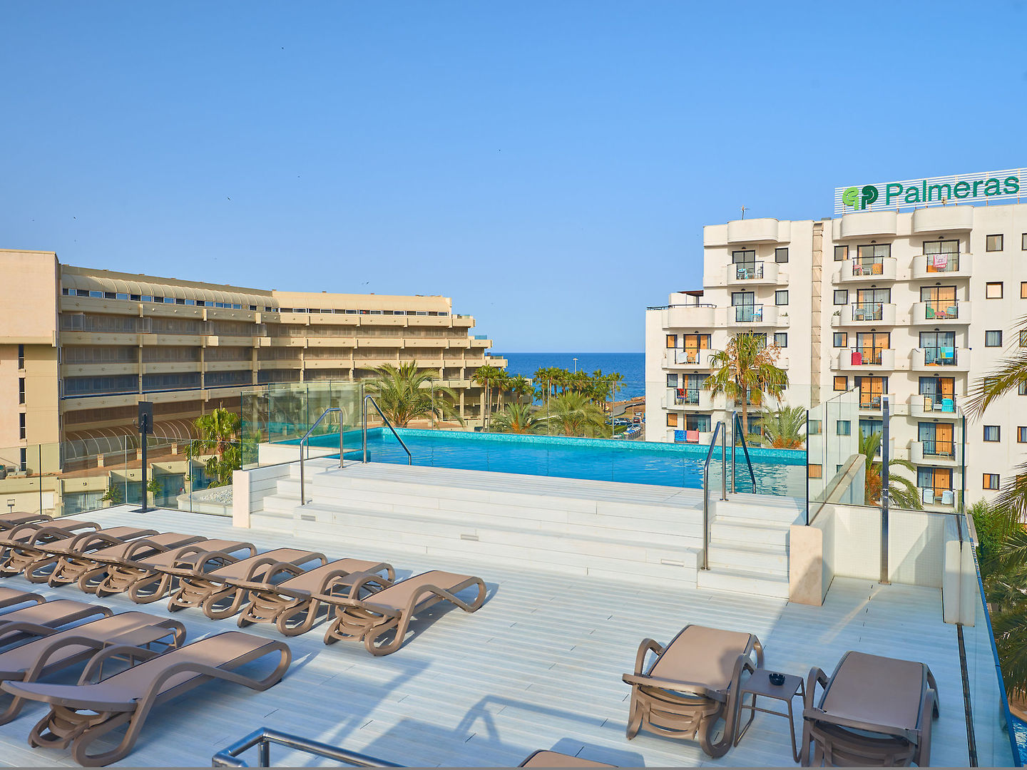 Aparthotel Palmeras Playa 