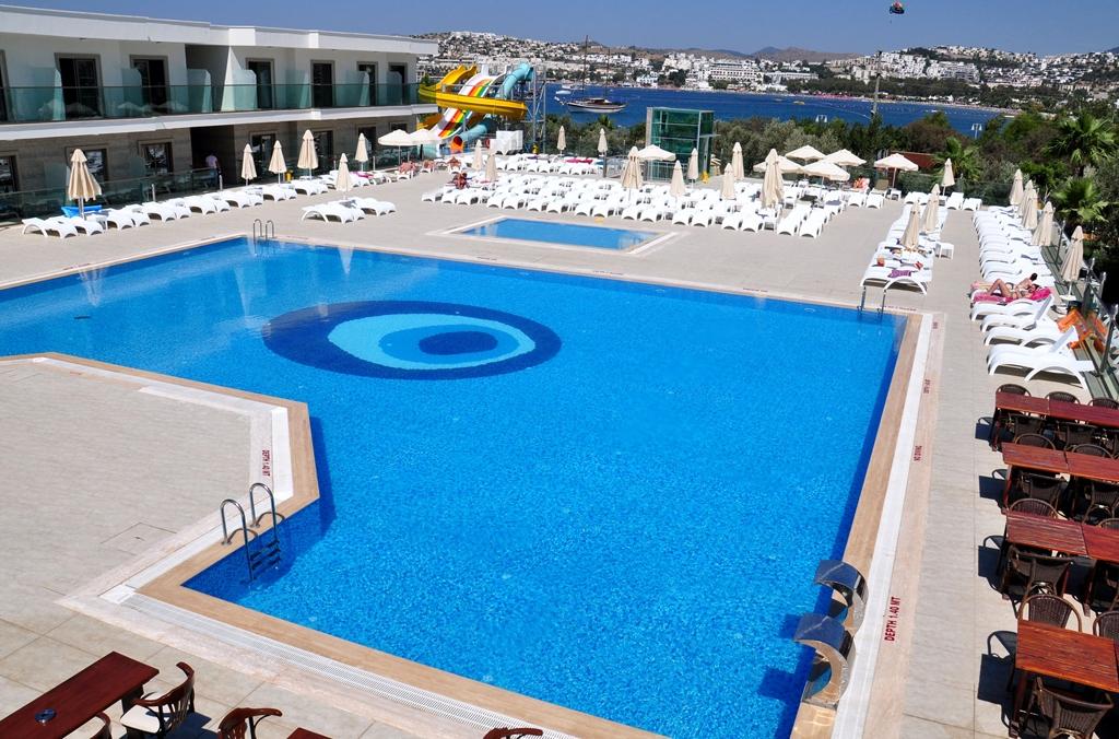 JASMIN BEACH