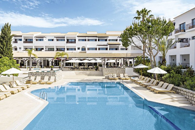 Pine Cliffs Hotel - A Luxury Collection Resort 