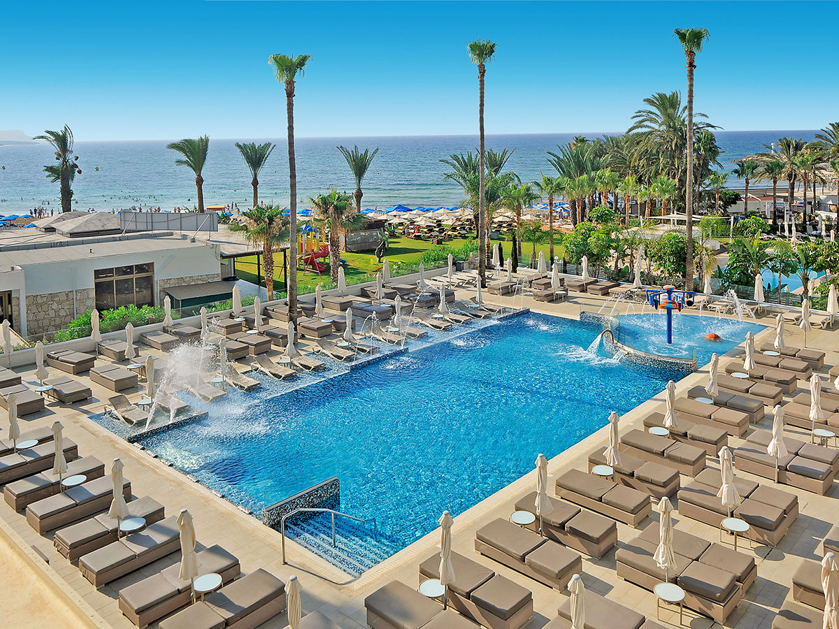 Nelia Beach