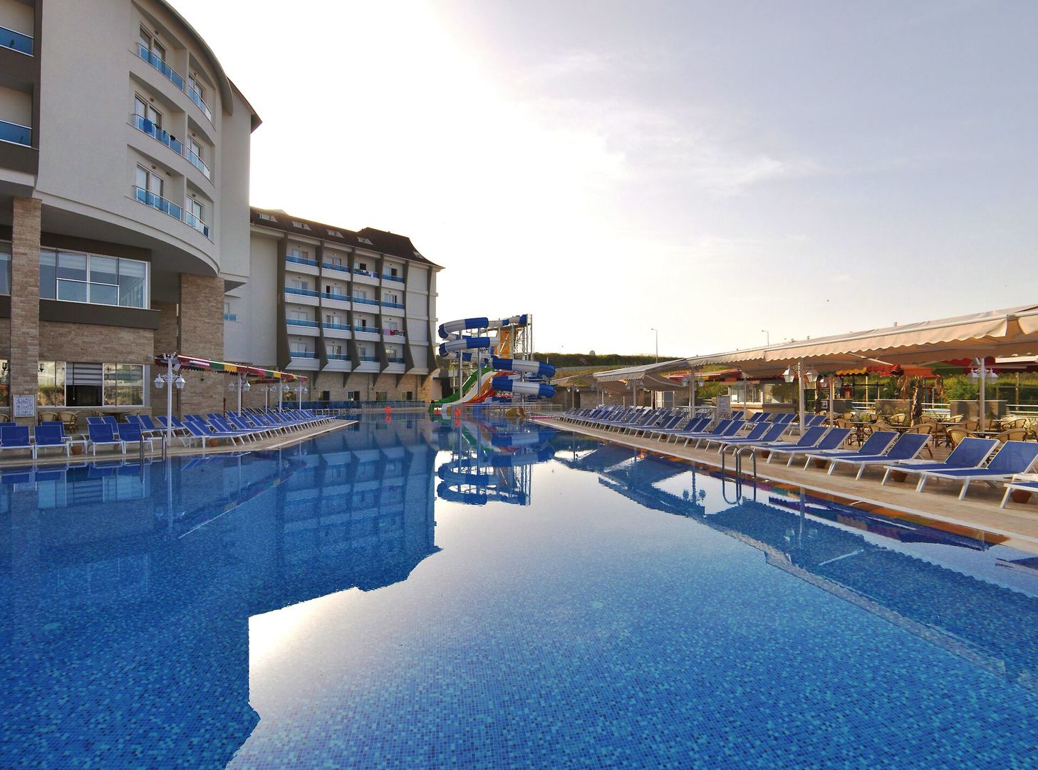 Ramada Resort Side