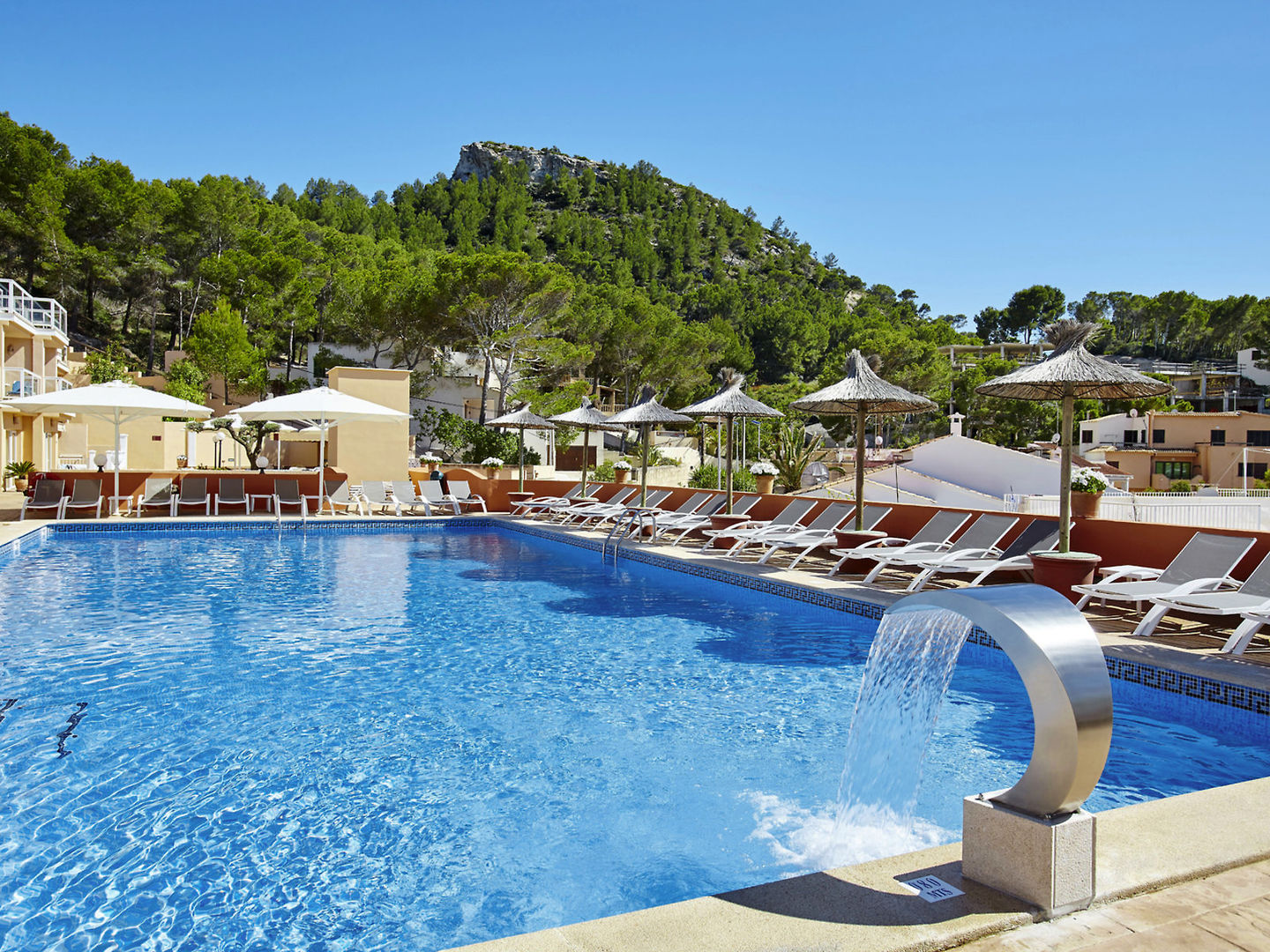 Universal Apart-Hôtel Don Camilo