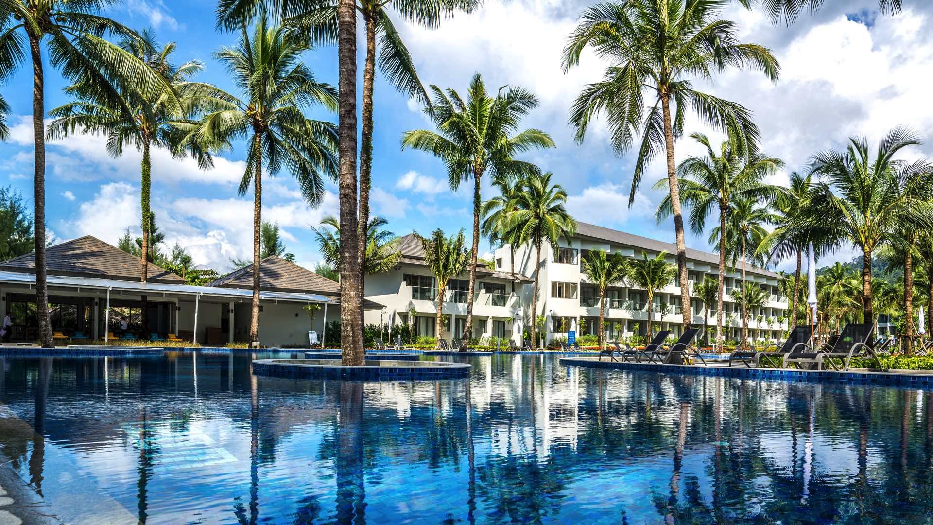 X10 Khaolak Resort