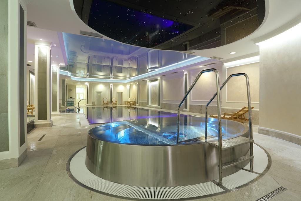 Parkhotel Richmond****, dítě do 13 let ZDARMA, 7 nocí s lázeňskou péčí a wellness