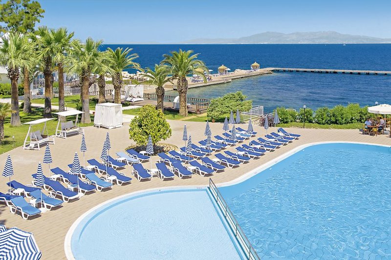 Le Bleu Hotel & Resort Kusadasi
