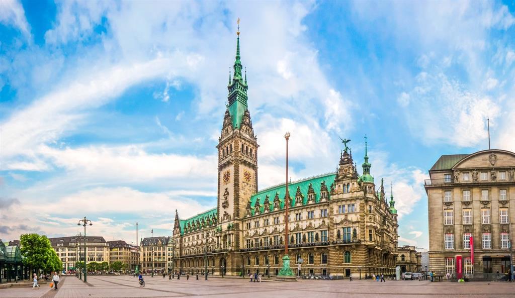 Hansovní Hamburk s možností plavby lodí