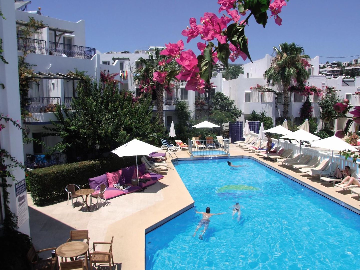 Serhan Hotel