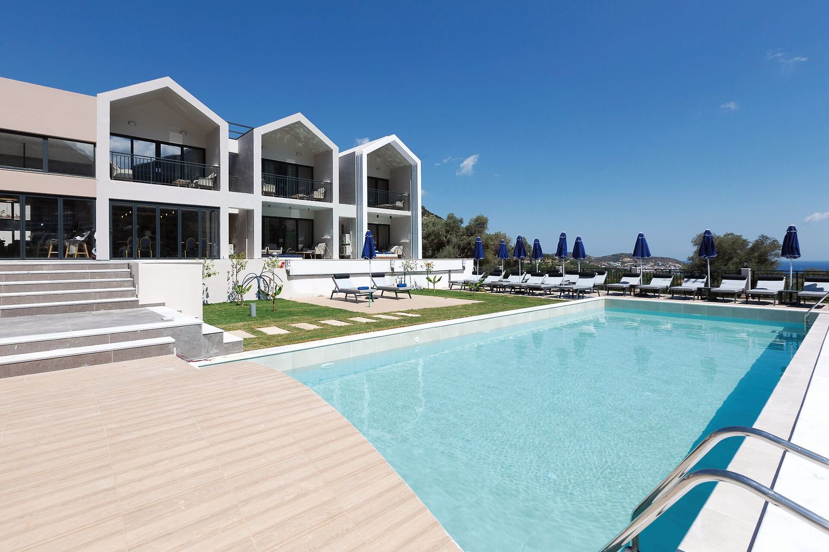 T Hotel Premium Suites