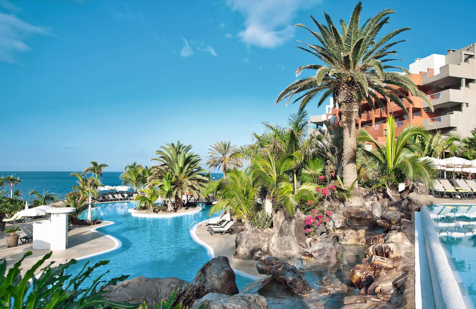 Adrián Hoteles Roca Nivaria