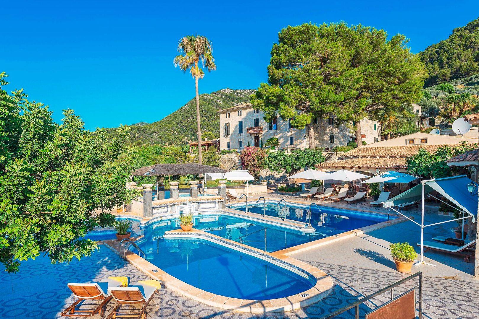 Hotel Monnaber Nou