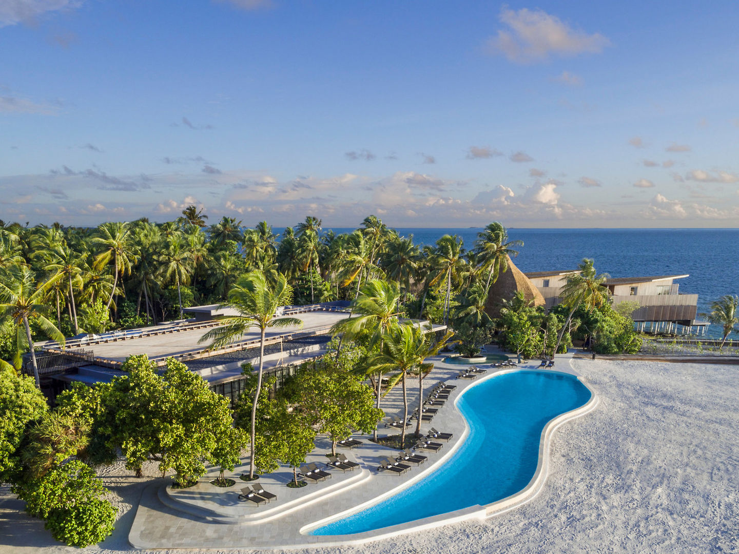 The St. Regis Maldives Vommuli Resort