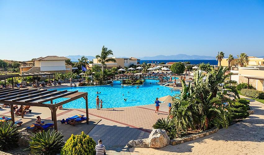 Natura Village Hotel & Spa