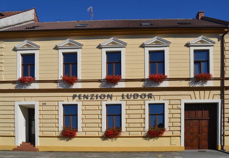 Ludor