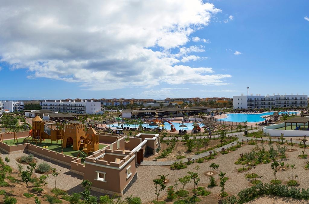 Sol Dunas Resort & Spa