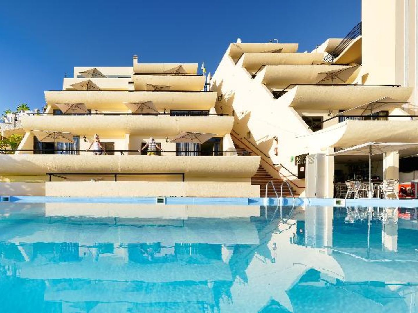 Hotel Roslara Apartments