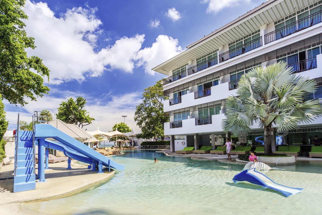 Pattaya Discovery Beach Hotel 